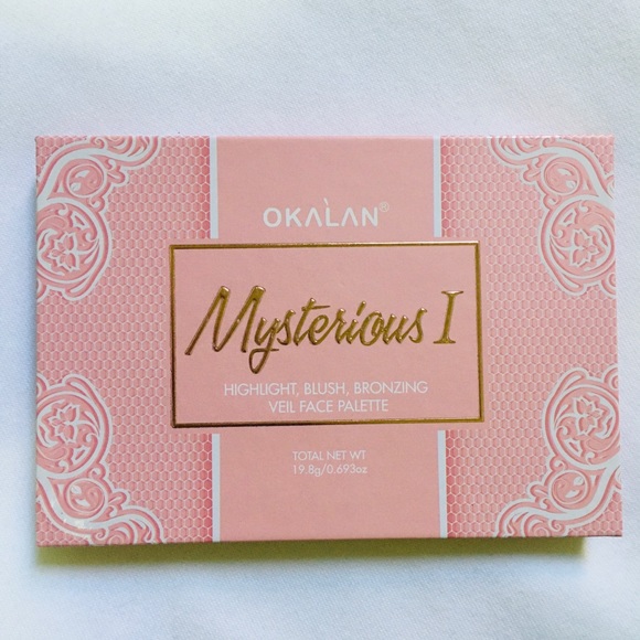 Highlight- Bronzing Palette - Picture 2 of 3